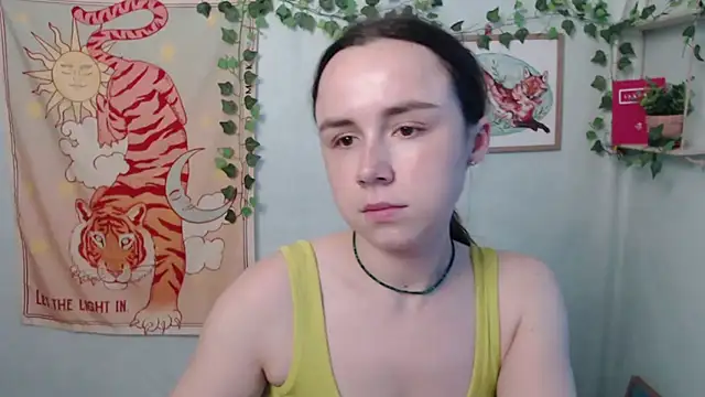 VeryVeryVeryShy  online show from 07/16/26, 05:24