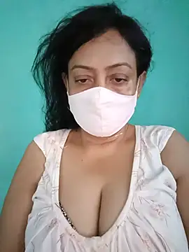 Snapshot of love_suman chatting on 06/10/26, 01:06 love suman online show from 06/10/26, 01:06