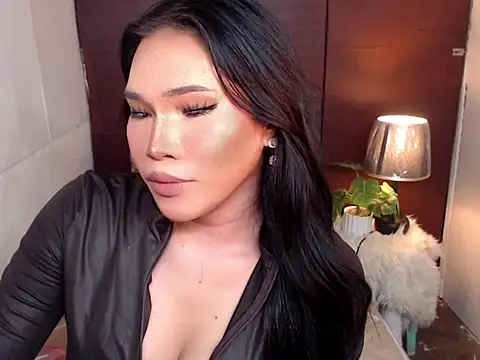 Ur Fantastic Lina online show from 04/11/26, 11:36