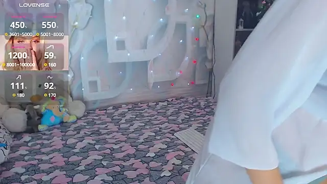 mooncandygirl online show from 01/03/25, 09:25