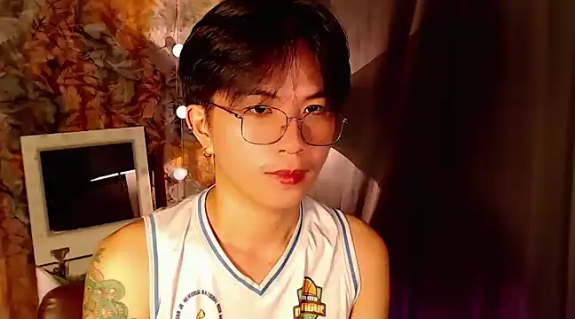 Sexy Handsome Drex online show from 12/21/24, 11:22