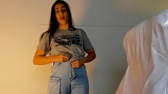 lauren fit online show from 04/06/26, 05:58