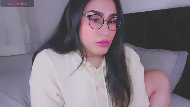 Snapshot of MERA_arab chatting on 10/21/25, 11:16 MERA arab online show from 10/21/25, 11:16