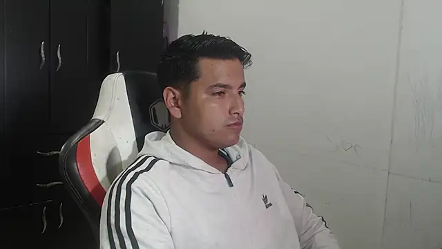 kylian 07 online show from 01/12/26, 02:06