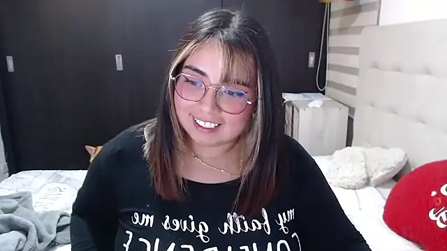 yini angel online show from 06/22/26, 04:20