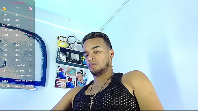 Snapshot of Bigcock_21cm_ chatting on 01/27/25, 09:55 Bigcock 21cm online show from 01/27/25, 09:55