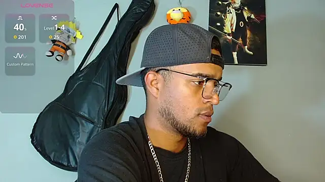 Snapshot of Bigcock_21cm_ chatting on 11/25/25, 08:20 Bigcock 21cm online show from 11/25/25, 08:20