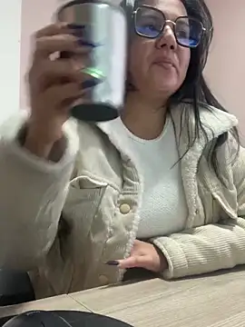 SWEETLILY18 online show from 01/21/25, 11:46