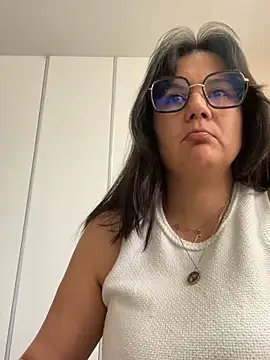 SWEETLILY18 online show from 02/18/25, 02:38