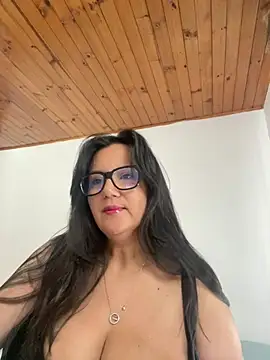 SWEETLILY18 online show from 04/13/26, 12:21