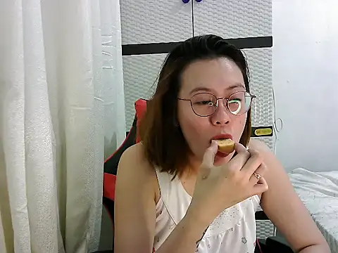 crizzybel online show from 03/21/25, 03:24