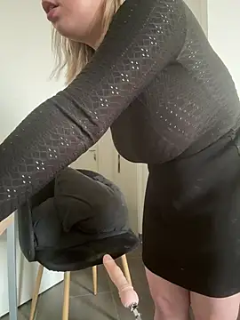 dollssfr online show from 01/21/25, 11:13