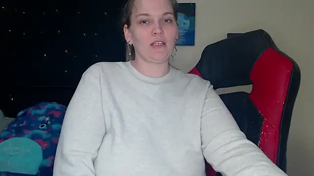 ToxicLilly online show from 12/06/24, 12:05