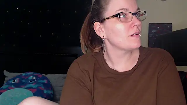 ToxicLilly online show from 03/17/25, 06:18