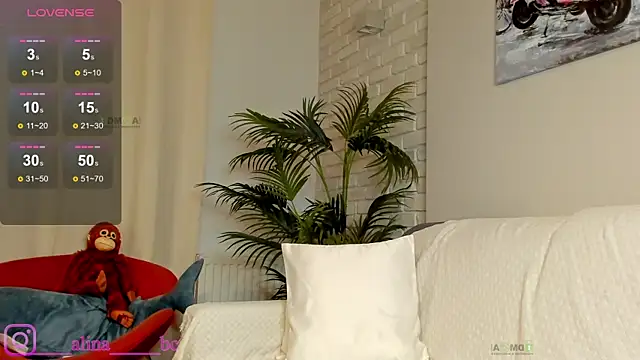 Miss--boo online show from 03/03/25, 06:33