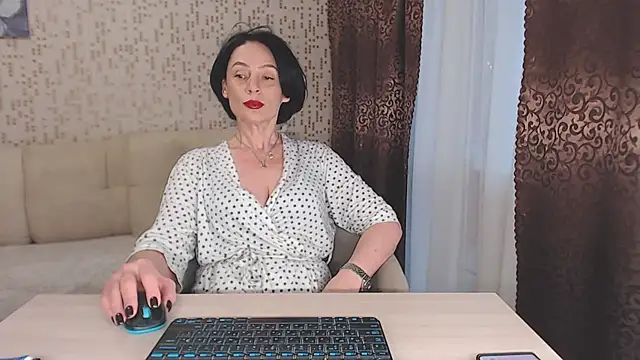 BelovedLady online show from 11/26/25, 09:54