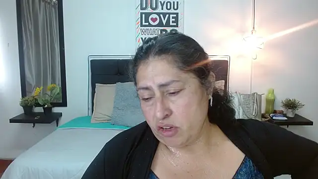 Keyla01  online show from 10/31/25, 02:40