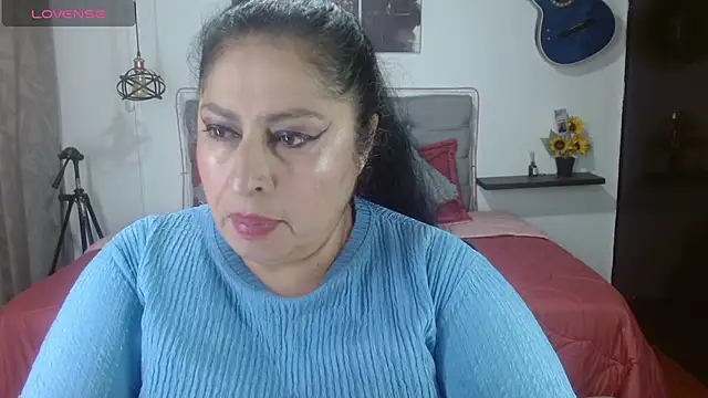 Keyla01  online show from 07/02/26, 06:14