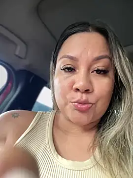 Snapshot of ValeryGrey chatting on 02/06/25, 07:40 ValeryGrey online show from 02/06/25, 07:40