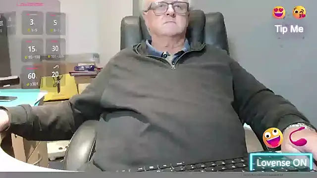 bigbadjon69 online show from 11/03/25, 04:30