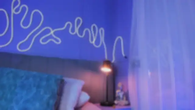 Snapshot of Sofly_s chatting on 02/10/26, 11:58 Sofly s online show from 02/10/26, 11:58