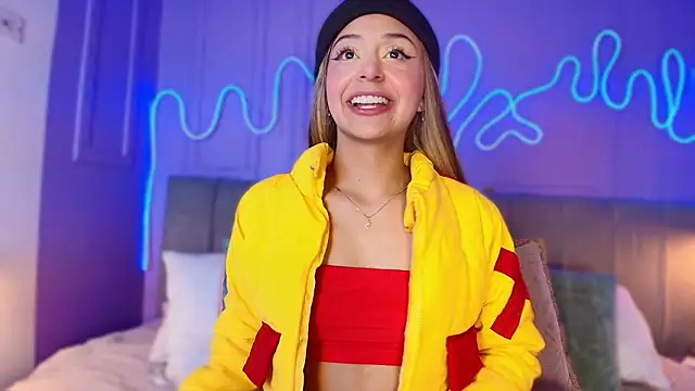 Snapshot of Sofly_s chatting on 03/21/26, 09:36 Sofly s online show from 03/21/26, 09:36