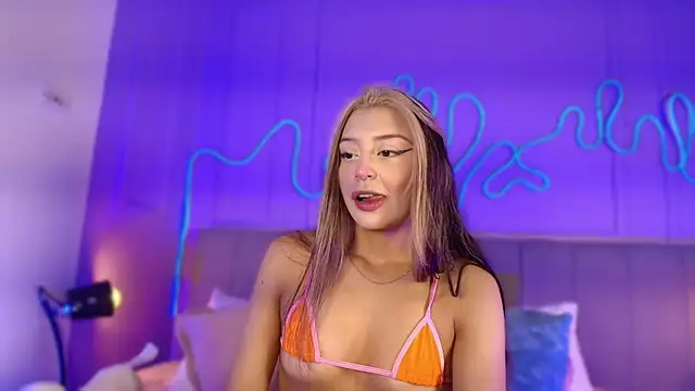 Sofly s online show from 06/02/26, 11:56