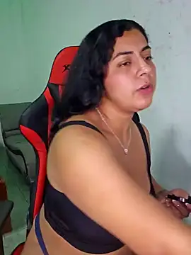 Mary pinkish online show from 01/15/25, 01:34