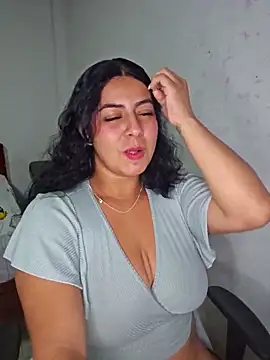 Mary pinkish online show from 02/27/25, 01:16