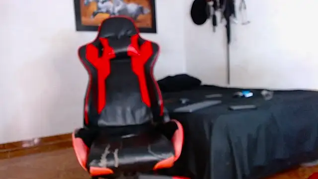 leonidas 18k online show from 02/25/25, 03:42