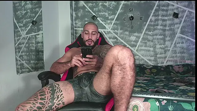 leonidas 18k online show from 11/28/25, 04:09