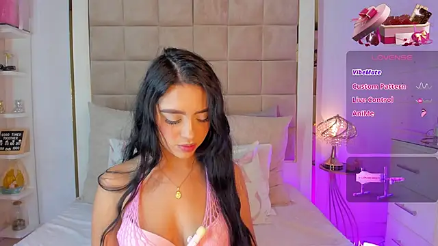 Victoria adaams online show from 02/17/25, 06:15