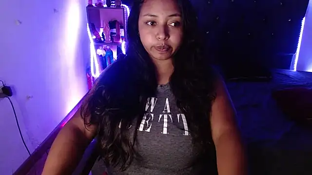 tatiana wd online show from 04/18/26, 02:04