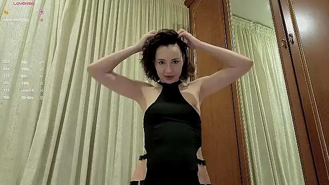 Snapshot of Crazy_team_ chatting on 04/04/26, 03:31 Crazy team online show from 04/04/26, 03:31