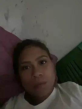 Snapshot of Imyourpinay chatting on 06/29/26, 05:24 Imyourpinay online show from 06/29/26, 05:24