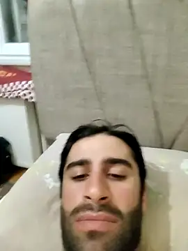 Snapshot of _ExelancE_ chatting on 10/18/25, 10:43 ExelancE online show from 10/18/25, 10:43