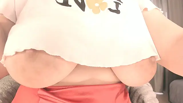 mia lui online show from 07/17/26, 03:35