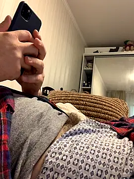 GHsveter online show from 09/28/25, 09:03