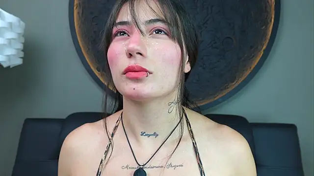 miss sharlotte18 online show from 09/26/25, 06:12