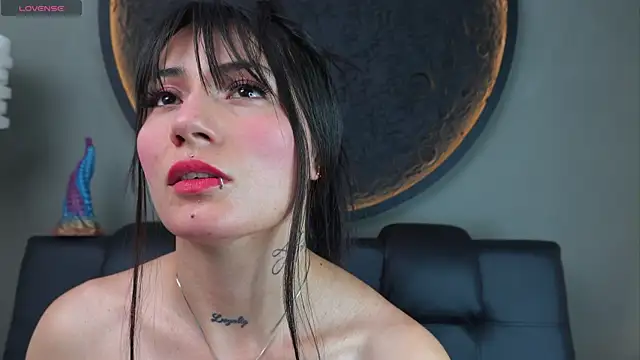 miss sharlotte18 online show from 12/19/25, 06:26