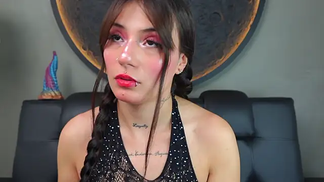 miss sharlotte18 online show from 03/19/26, 06:12