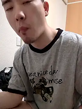 lioncake1221 online show from 05/31/26, 05:42