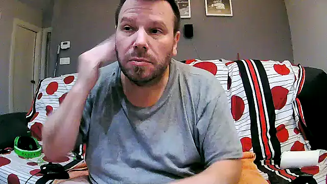 txan9876 online show from 11/26/25, 01:06