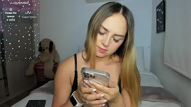 sophi mooreno online show from 02/01/26, 02:32