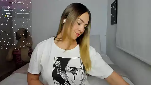 sophi mooreno online show from 02/06/26, 03:00