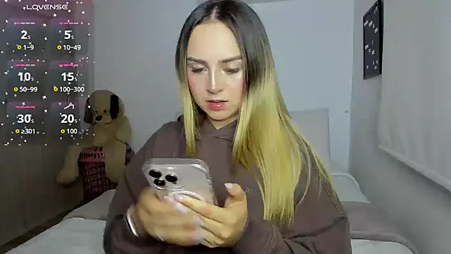 sophi mooreno online show from 02/07/26, 01:20