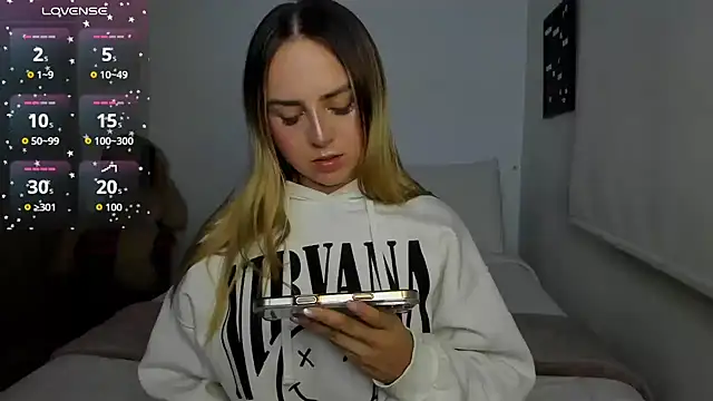 sophi mooreno online show from 02/11/26, 01:21