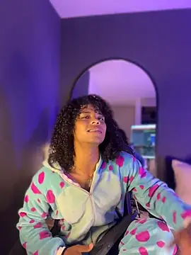 Lucas eevans online show from 04/08/26, 01:11