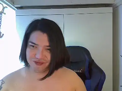 StrawberryWine07 online show from 03/09/25, 04:49