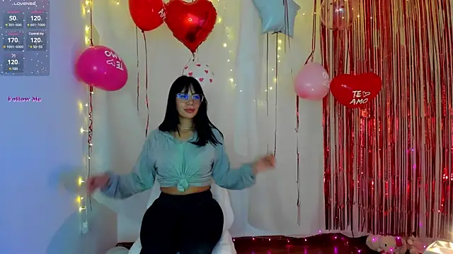 Silvanna-Moree online show from 02/16/25, 08:55